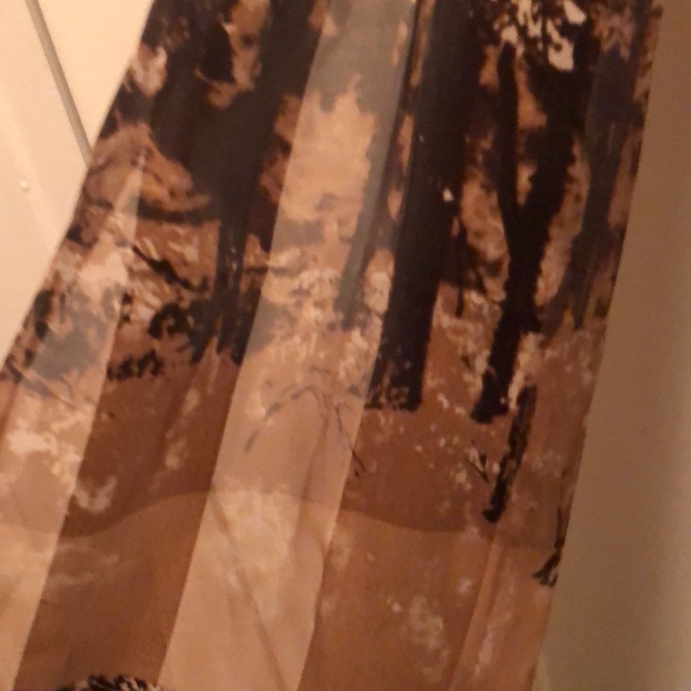 Scarf - Picture 2 of 4